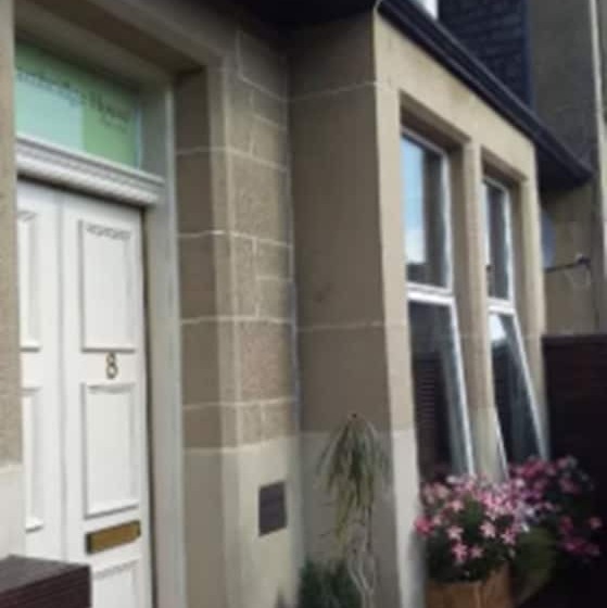 민박 Cambridge House