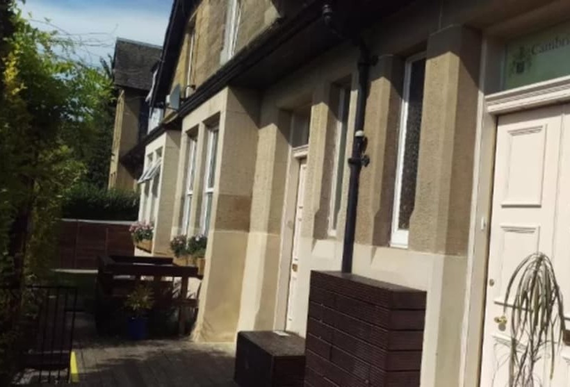 민박 Cambridge House