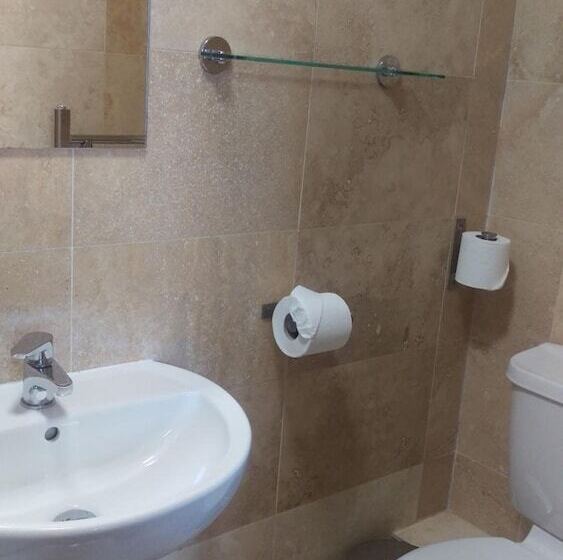 민박 Cambridge House