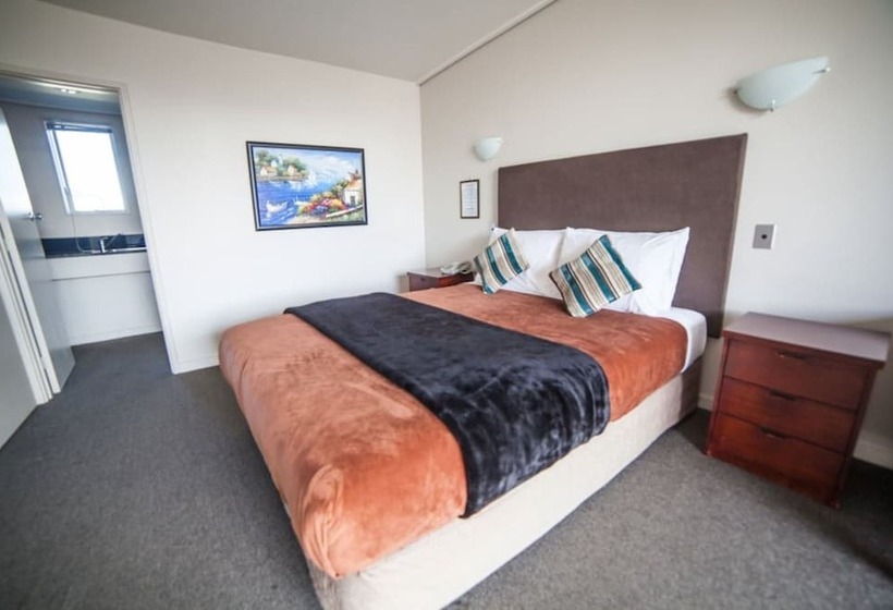 City Central Motel Apartments