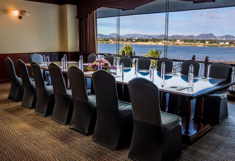 Fortune River View Hotel Nakhon Phanom