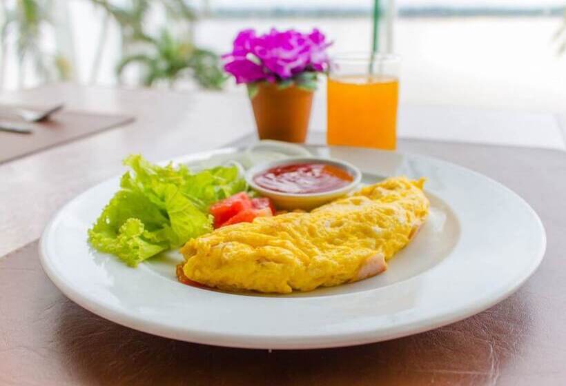 Fortune River View Hotel Nakhon Phanom