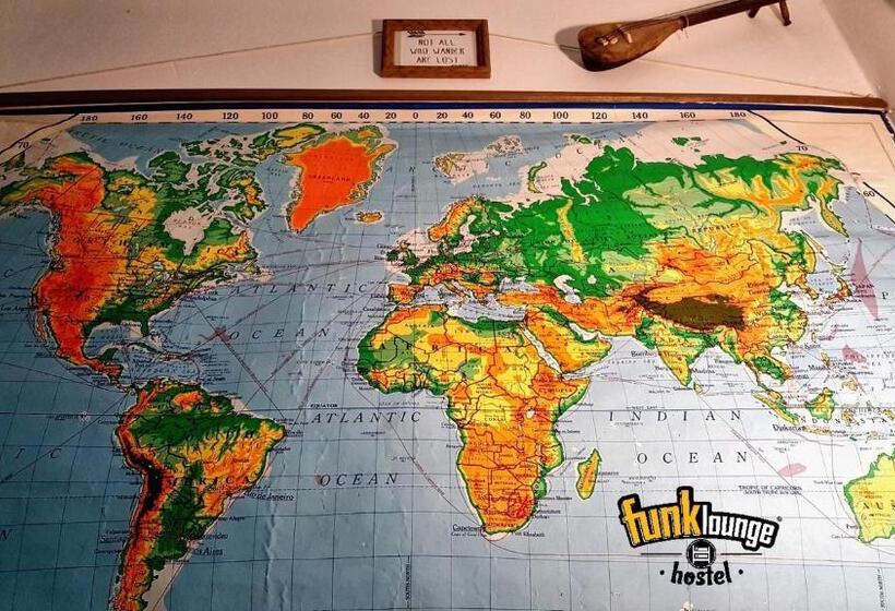 Funk Lounge Hostel