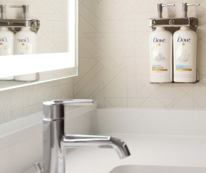 Holiday Inn Express Hotel And Suites Valparaiso, An Ihg