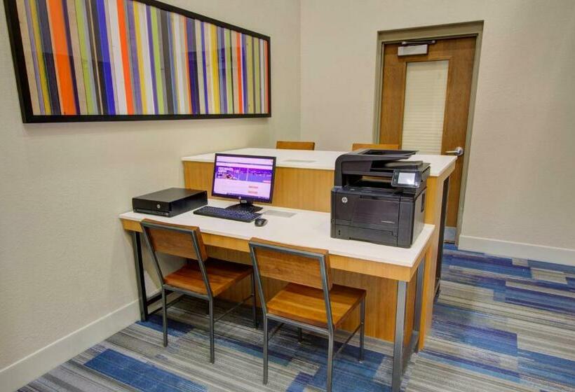 Holiday Inn Express Hotel & Suites Mankato East, An Ihg