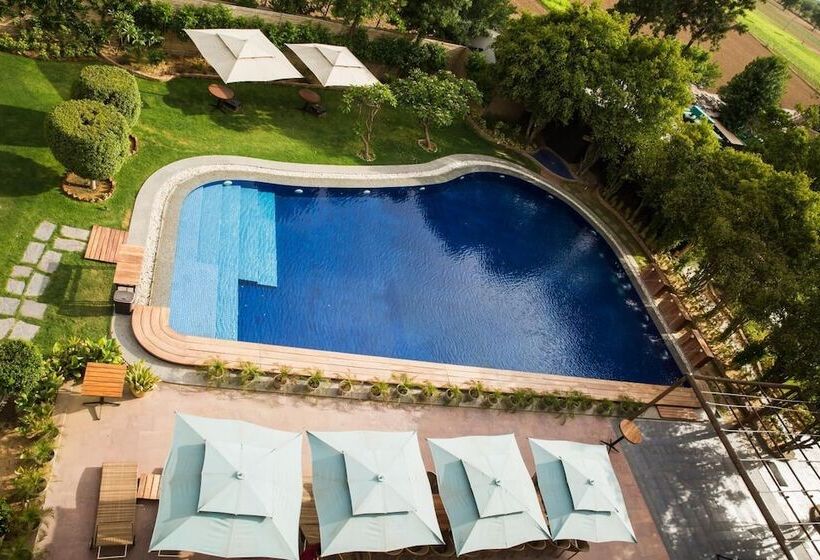 Hotel Aravali Resorts