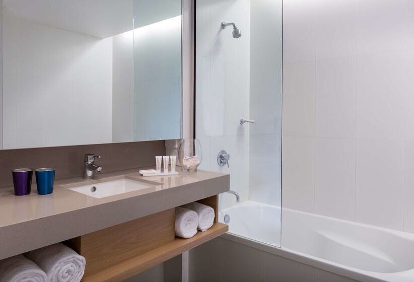 فندق Atura Dandenong