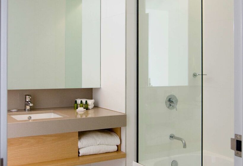 فندق Atura Dandenong