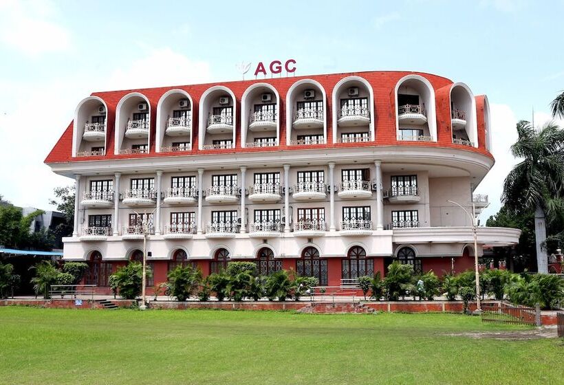 호텔 Aurangabad Gymkhana Club