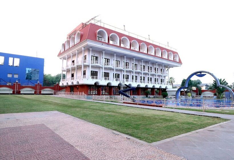 호텔 Aurangabad Gymkhana Club