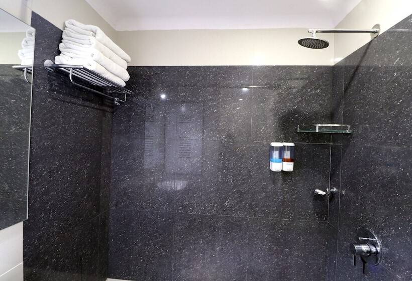 호텔 Aurangabad Gymkhana Club