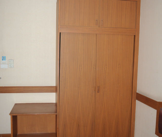 ホテル Ayutthaya Thenee