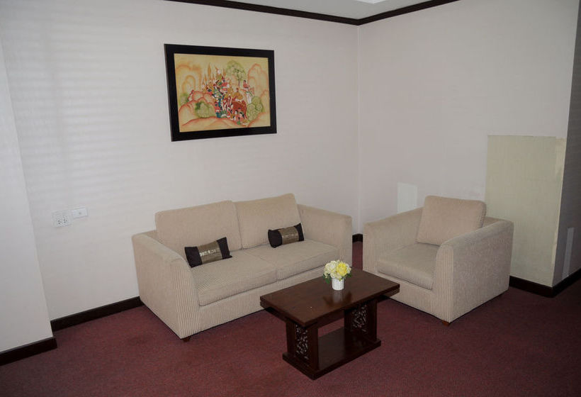 ホテル Ayutthaya Thenee