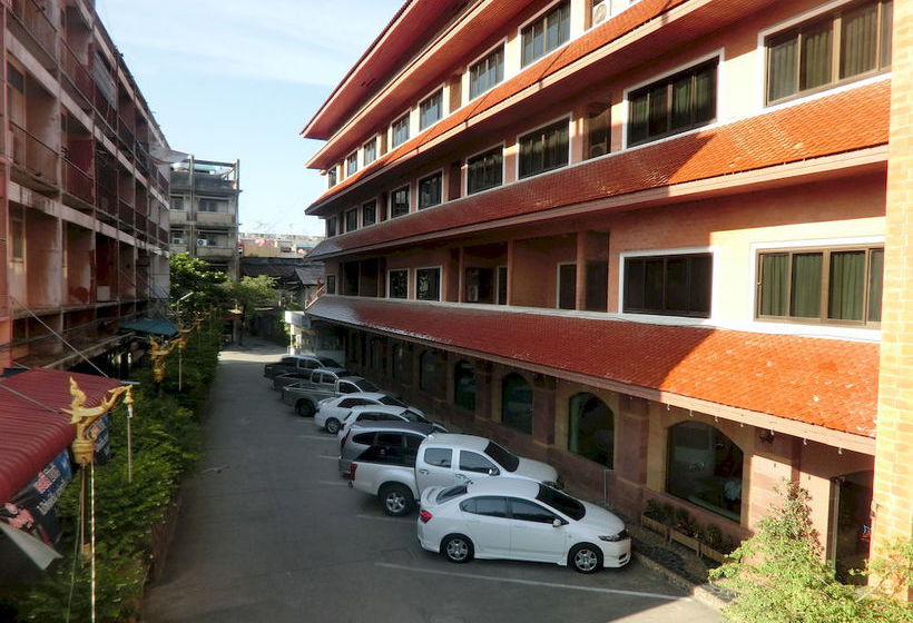 ホテル Ayutthaya Thenee