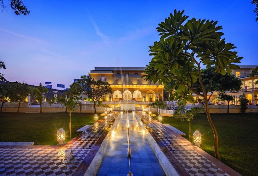 ホテル Chomu Palace, Jaipur