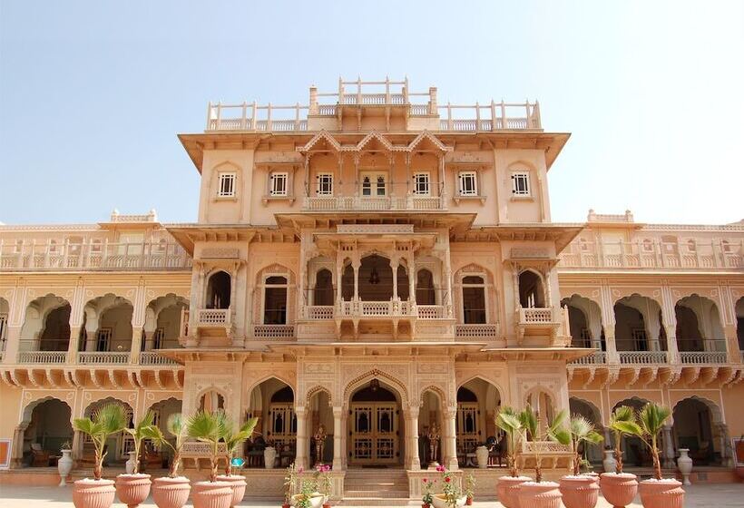 ホテル Chomu Palace, Jaipur