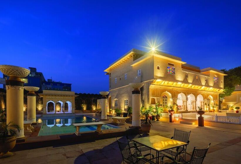 ホテル Chomu Palace, Jaipur