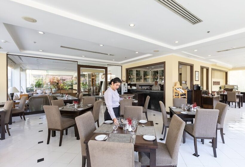 Classic Kameo Hotel And Serviced Apartments, Sriracha