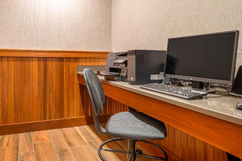 فندق Comfort Inn & Suites Mountain Iron And Virginia