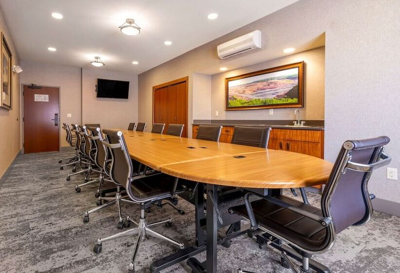 فندق Comfort Inn & Suites Mountain Iron And Virginia