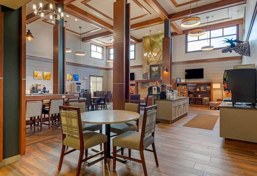 فندق Comfort Inn & Suites Mountain Iron And Virginia