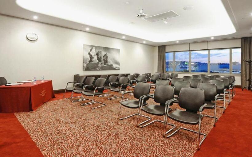 Отель Crowne Plaza Bursa Convention Center & Thermal Spa, An Ihg