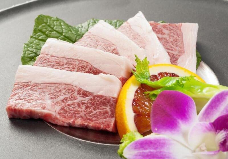 Hotel Dogo Onsen Yachiyo 道後温泉八千代