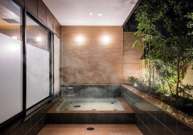 Hotel Dogo Onsen Yachiyo 道後温泉八千代