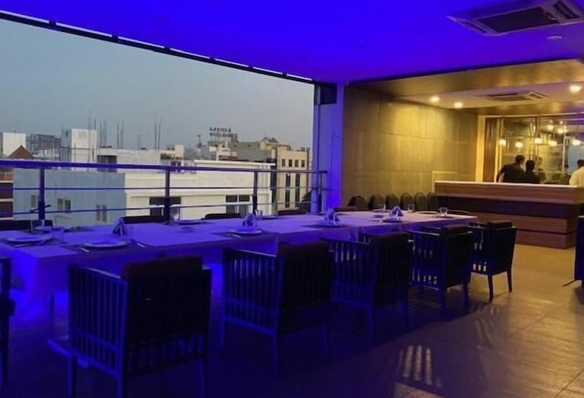 ホテル Ebony Boutique