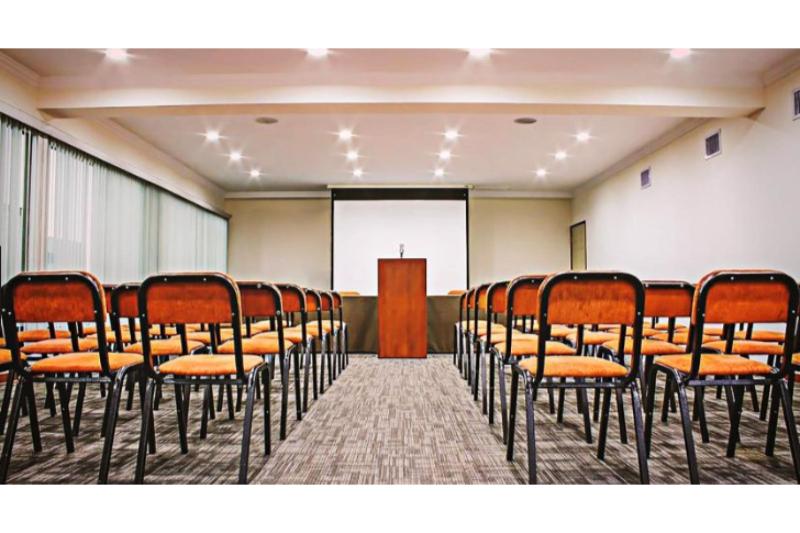 El Polo Apart Hotel & Suites