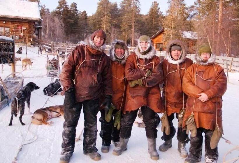 酒店 Engholm Husky Design Lodge