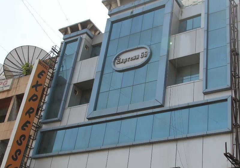 Hotel International 66