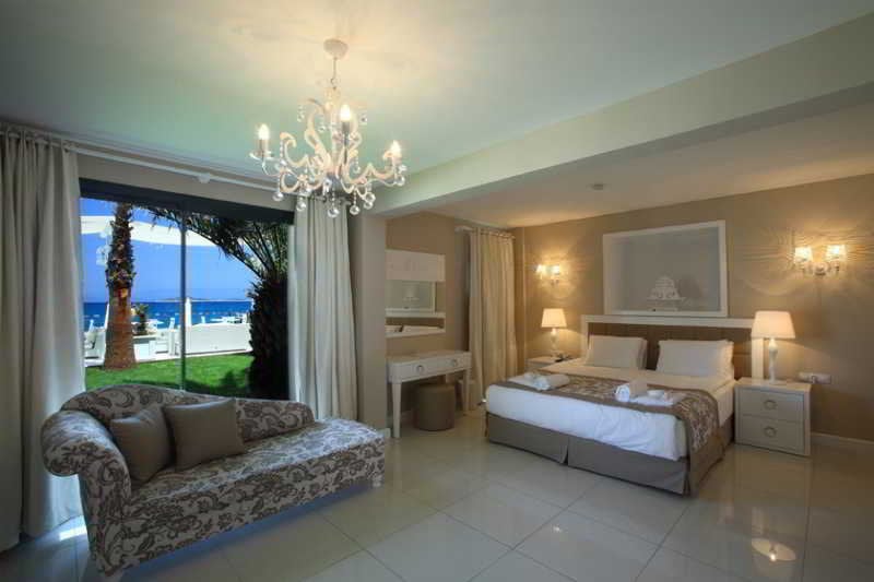 ホテル Grand Yazici Torba Beach