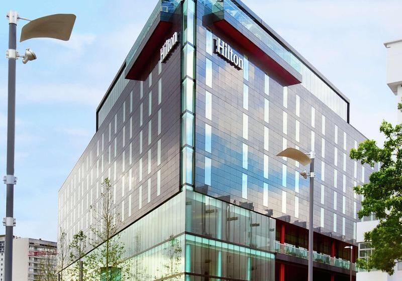 Отель Hilton London Wembley
