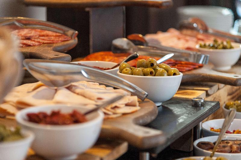 هتل Hilton London Wembley