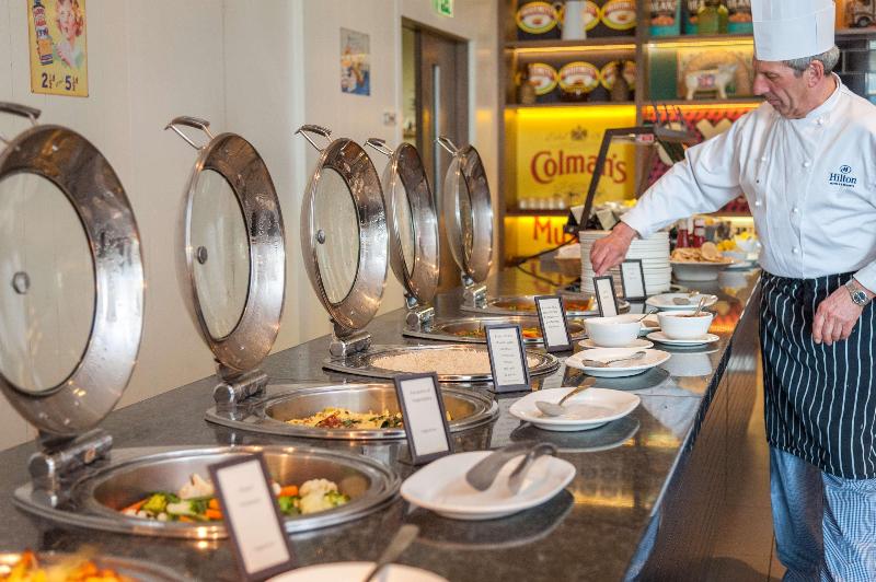 Отель Hilton London Wembley