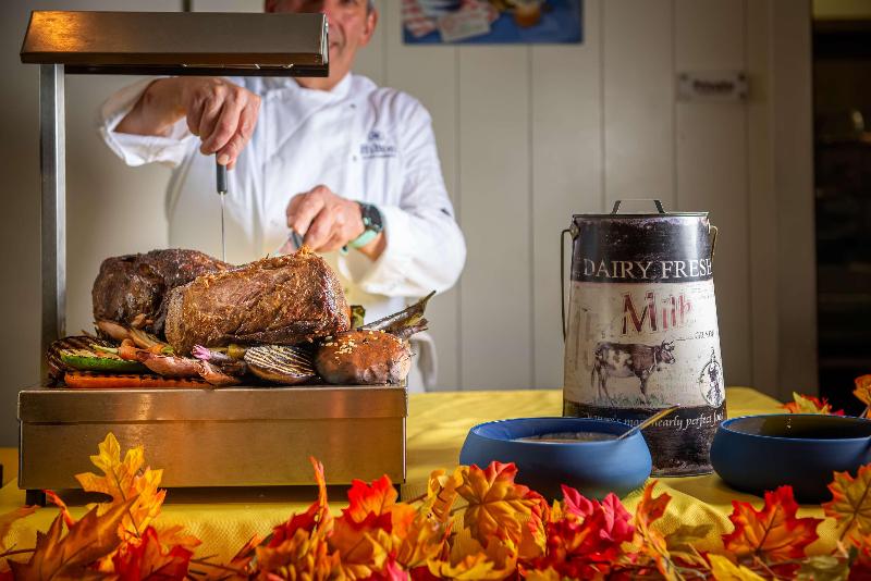 Отель Hilton London Wembley