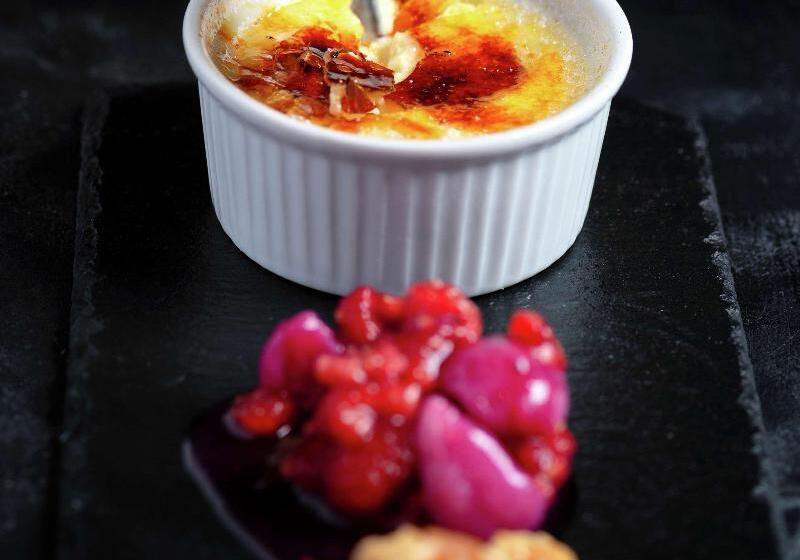 Отель Hilton London Wembley