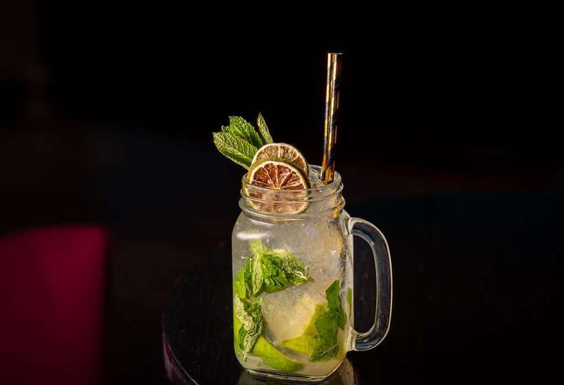 Отель Hilton London Wembley