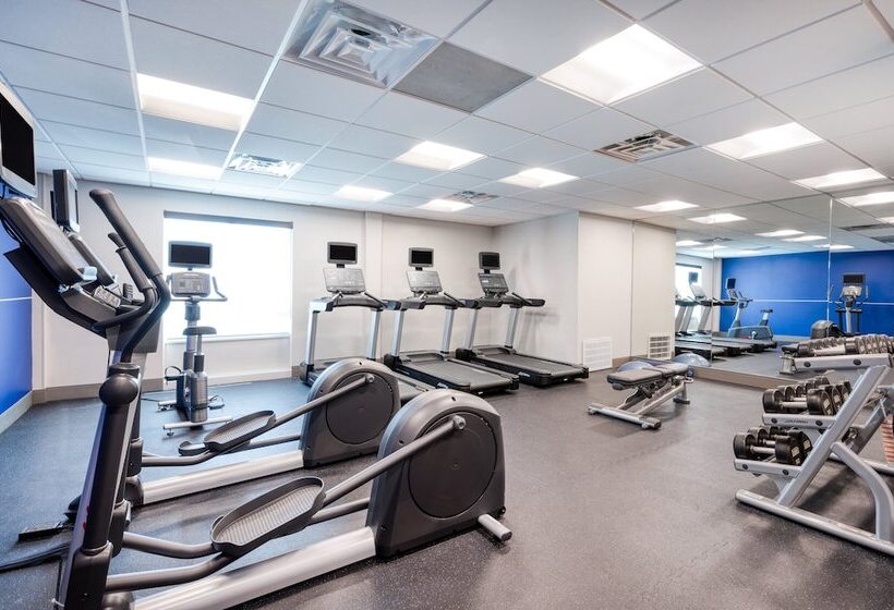 Holiday Inn Express Hotel & Suites Greenwood By Ihg