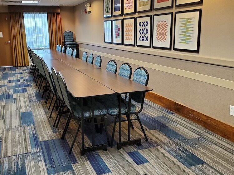 Holiday Inn Express Hotel & Suites Mankato East, An Ihg