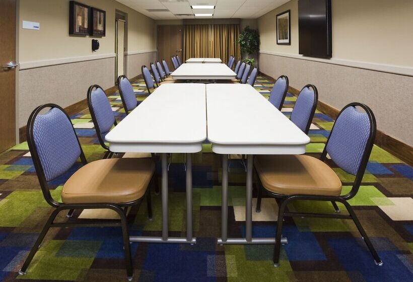 Holiday Inn Express Hotel & Suites Mankato East, An Ihg