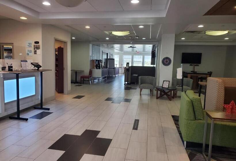 Holiday Inn Express Hotel & Suites Rochester, An Ihg