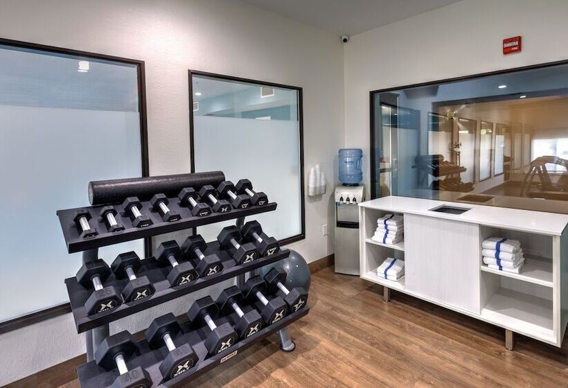 Holiday Inn Express Hotel & Suites Shelbyville, An Ihg