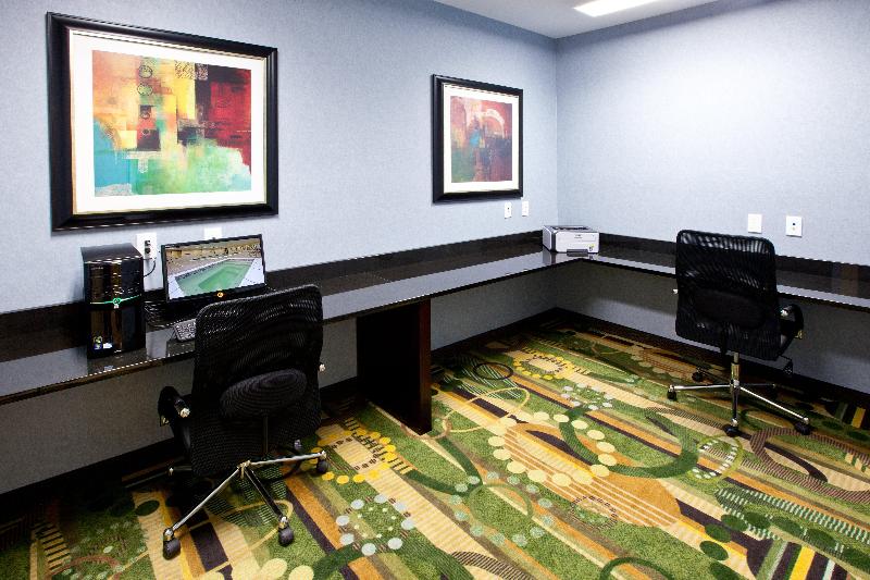 Holiday Inn Express Hotel & Suites Shelbyville, An Ihg