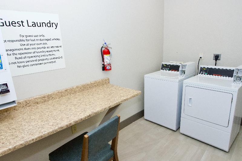 Holiday Inn Express Hotel & Suites St. Charles, An Ihg