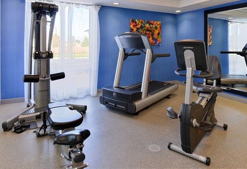 Holiday Inn Express Hotel & Suites Terre Haute, An Ihg