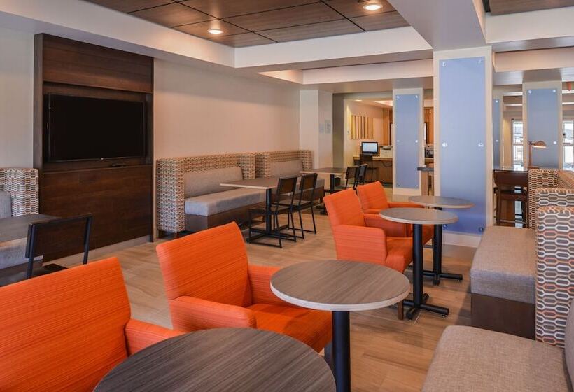 Holiday Inn Express Hotel & Suites Urbana Champaign U Of I Area, An Ihg