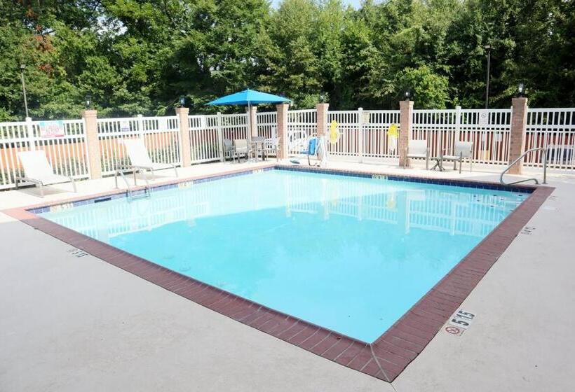 فندق Holiday Inn Express Baton Rouge North, An Ihg