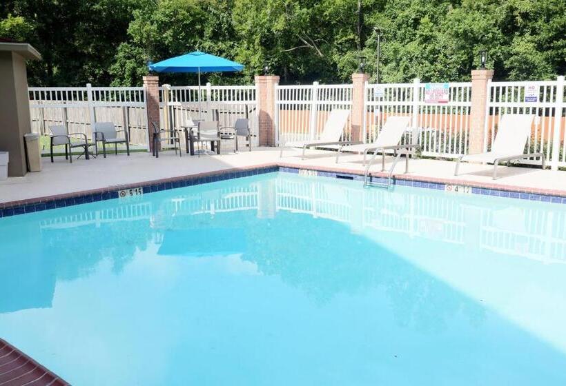 فندق Holiday Inn Express Baton Rouge North, An Ihg